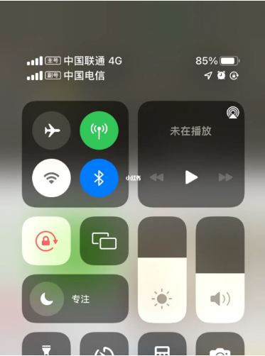 措美苹果手机维修分享iPhone双卡信号解决办法 